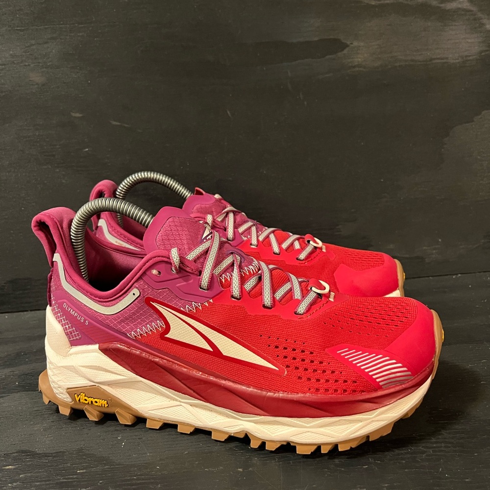 Altra Vibram Olympus 5 Womens Size 7.5 Red Trail Running Shoes AL0A7R74664